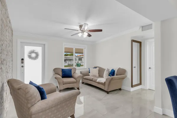 $875,000 | 6350 Southwest 32nd Street, Miami, FL 33155