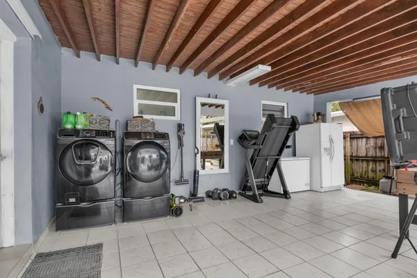 $875,000 | 6350 Southwest 32nd Street, Miami, FL 33155