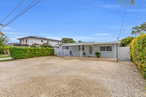 $875,000 | 6350 Southwest 32nd Street, Miami, FL 33155