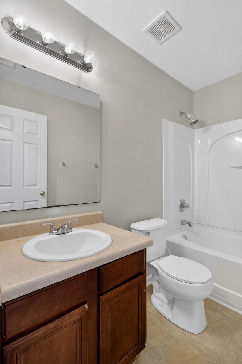 1238 River Rock Road Hanahan, SC 29410 - Photo 29 of 36 29_29_mls