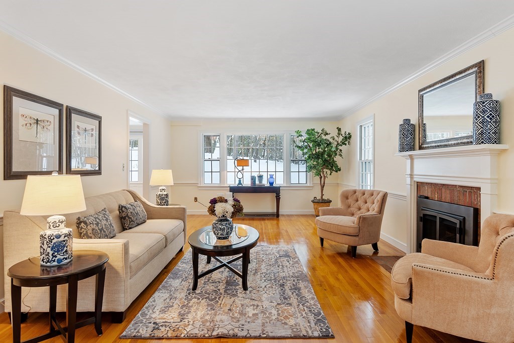 61 Pine Hill Lane Concord, MA 01742 - Photo 14 of 28