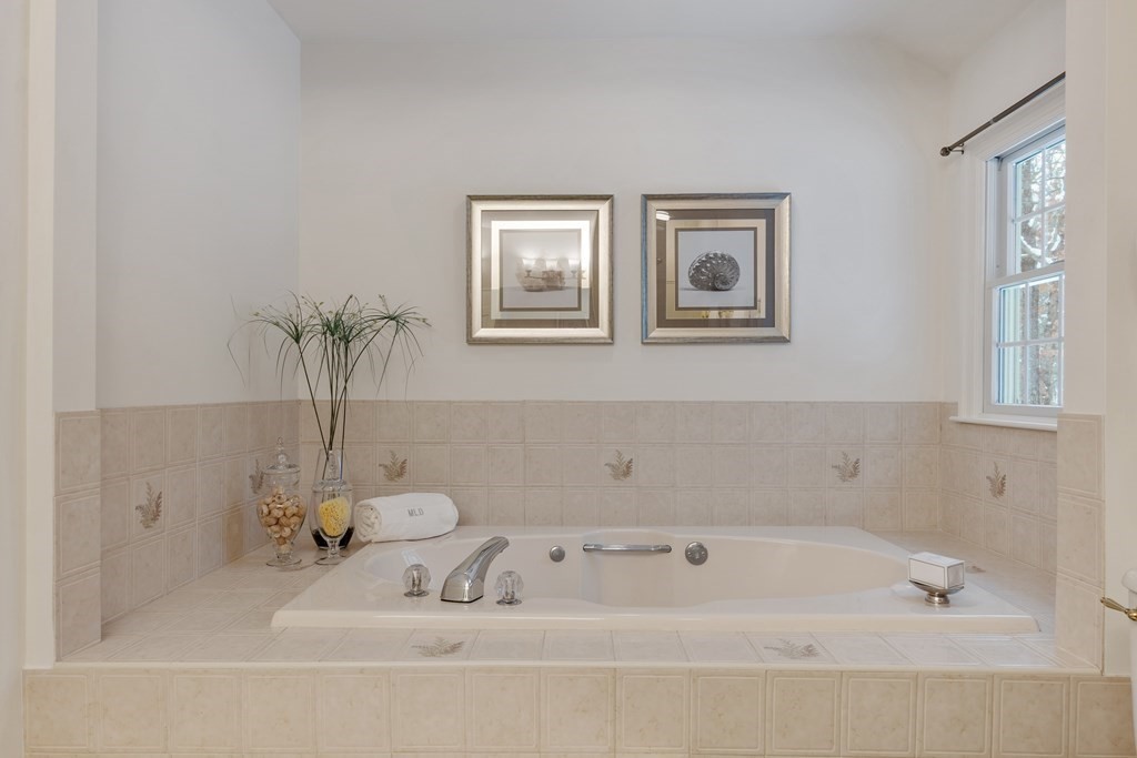 61 Pine Hill Lane Concord, MA 01742 - Photo 18 of 28