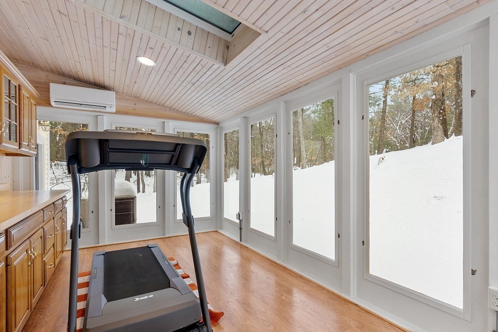 61 Pine Hill Lane Concord, MA 01742 - Photo 23 of 28