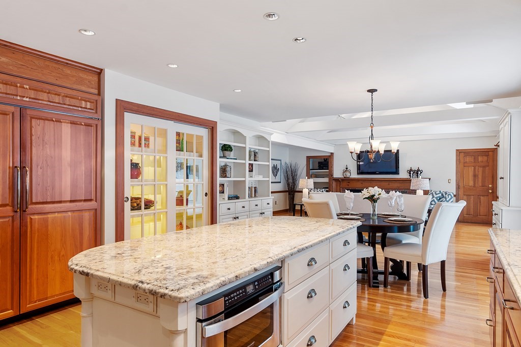 61 Pine Hill Lane Concord, MA 01742 - Photo 5 of 28