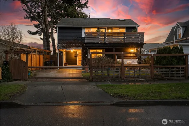 $825,000 | 2404 Cherry Street, Bellingham, WA 98225