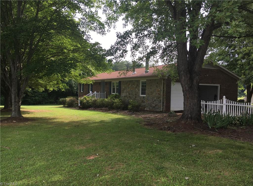 7175 Cherry Grove Road Reidsville, NC 27320 - Photo 3 of 19 Gallery Image 3