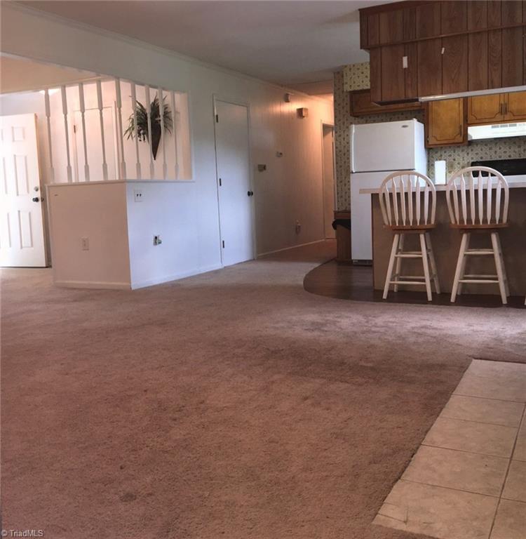7175 Cherry Grove Road Reidsville, NC 27320 - Photo 9 of 19 Gallery Image 9