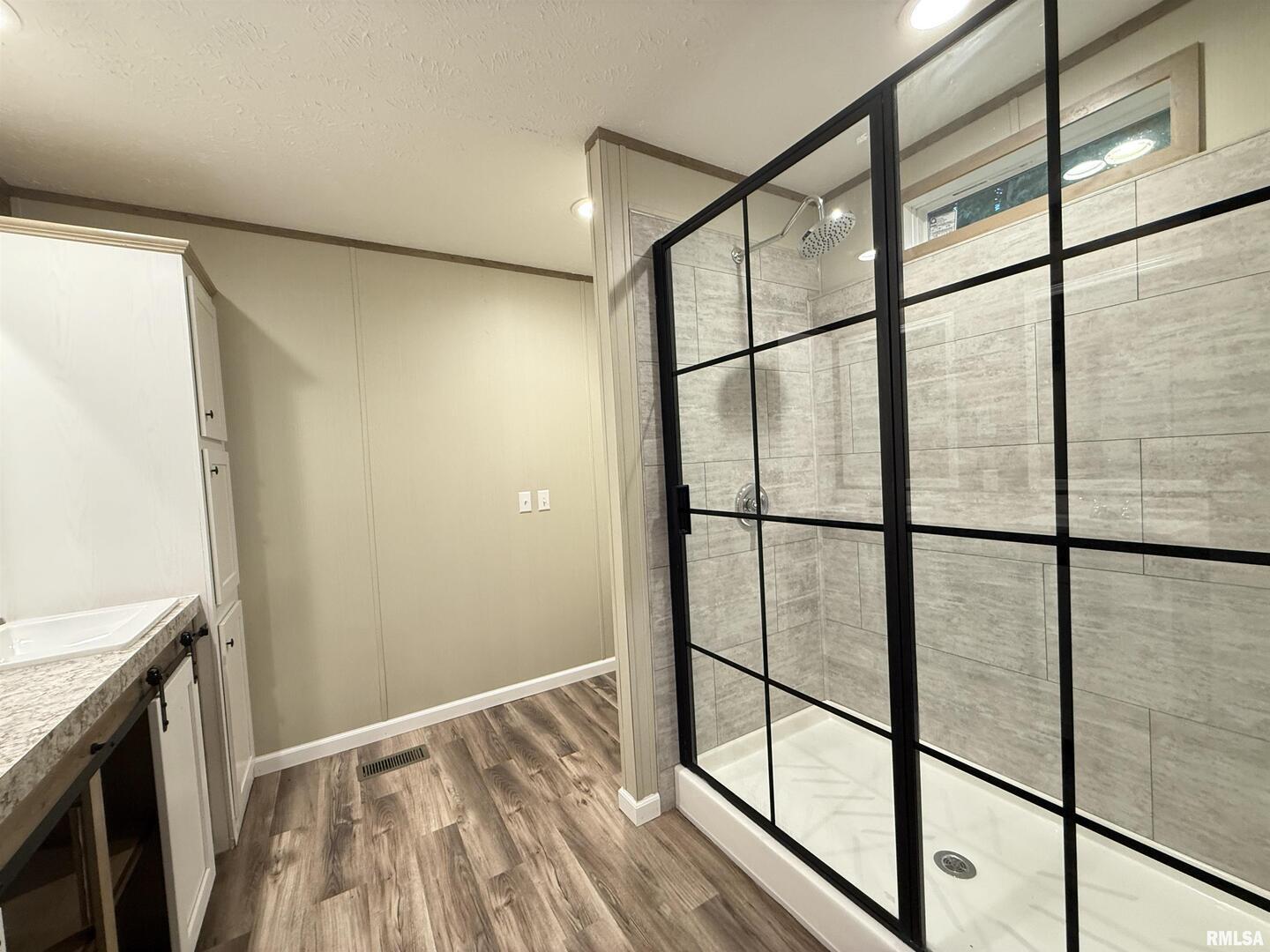 9049 Grassy Road Marion, IL 62959 - Photo 16 of 45 a view of a balcony