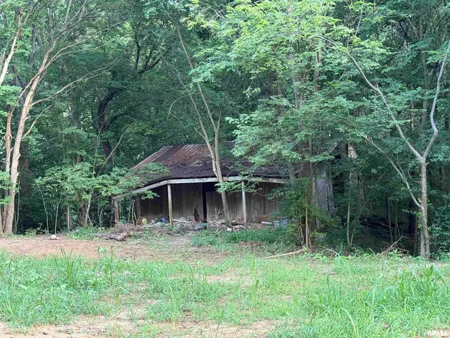 $209,900 | 9049 Grassy Road, Marion, IL 62959