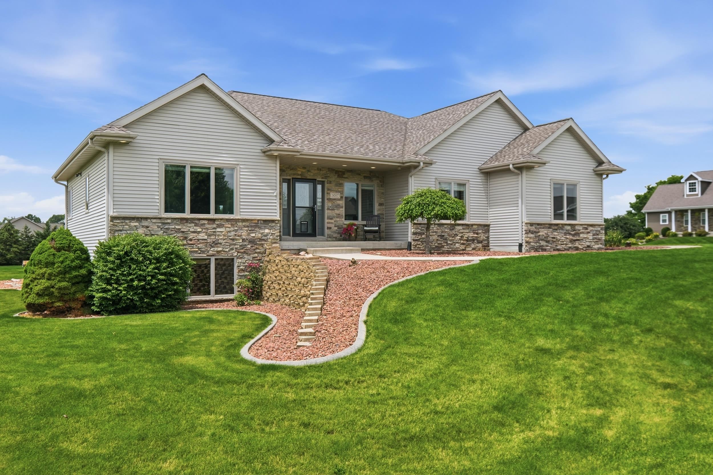 3017 Craig Lane Sun Prairie, WI 53590 - Photo 2 of 59