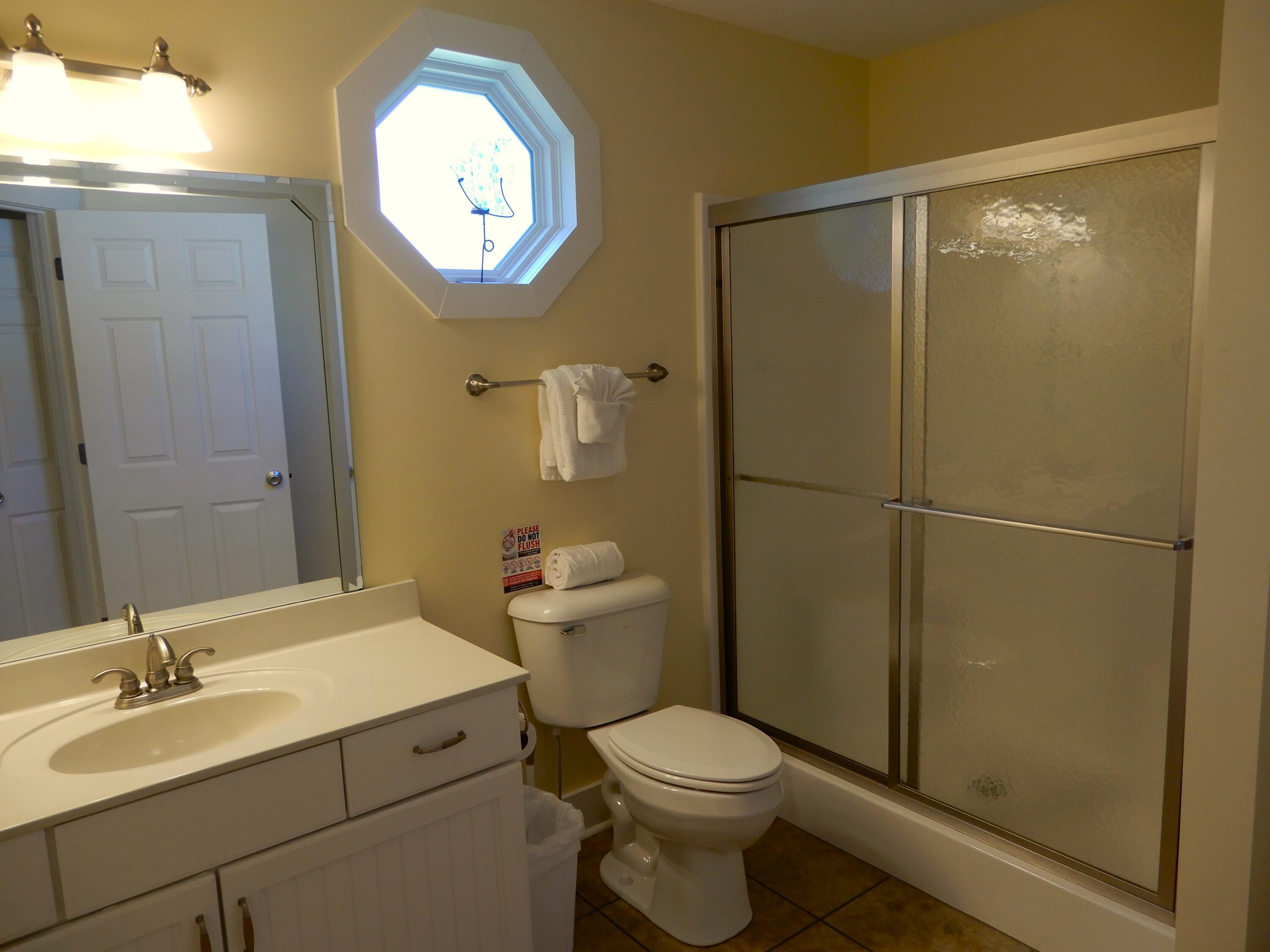 606 Tortuga Lane, Unit 606 Grand Rivers, KY 42045 - Photo 26 of 40 PRILMARY BATH