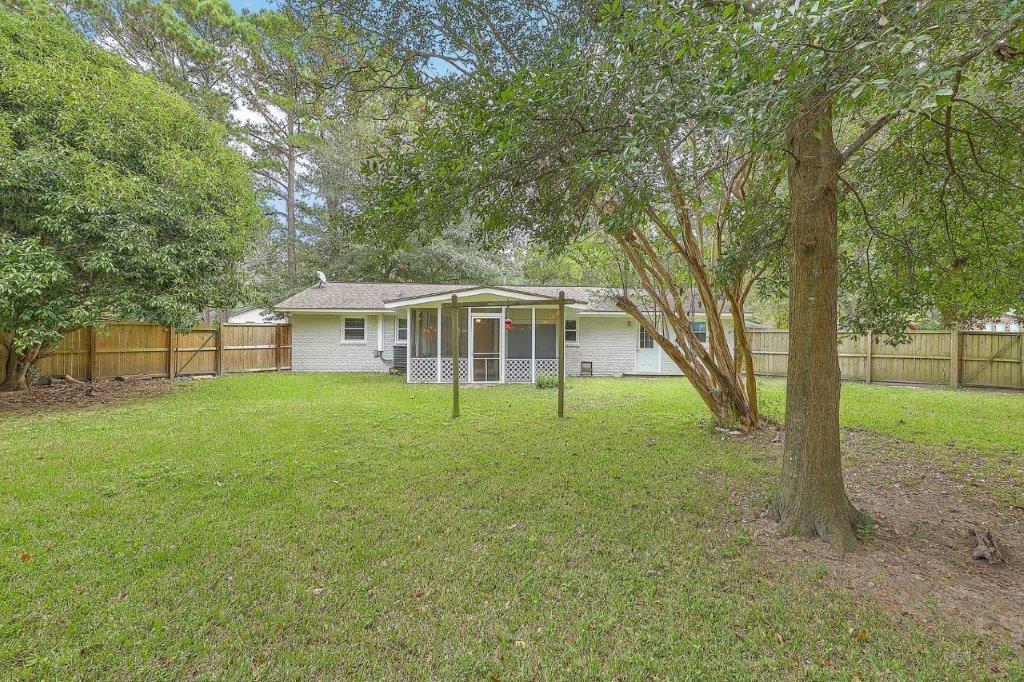 1168 Wyndham Road Charleston, SC 29412 - Photo 27 of 30 25