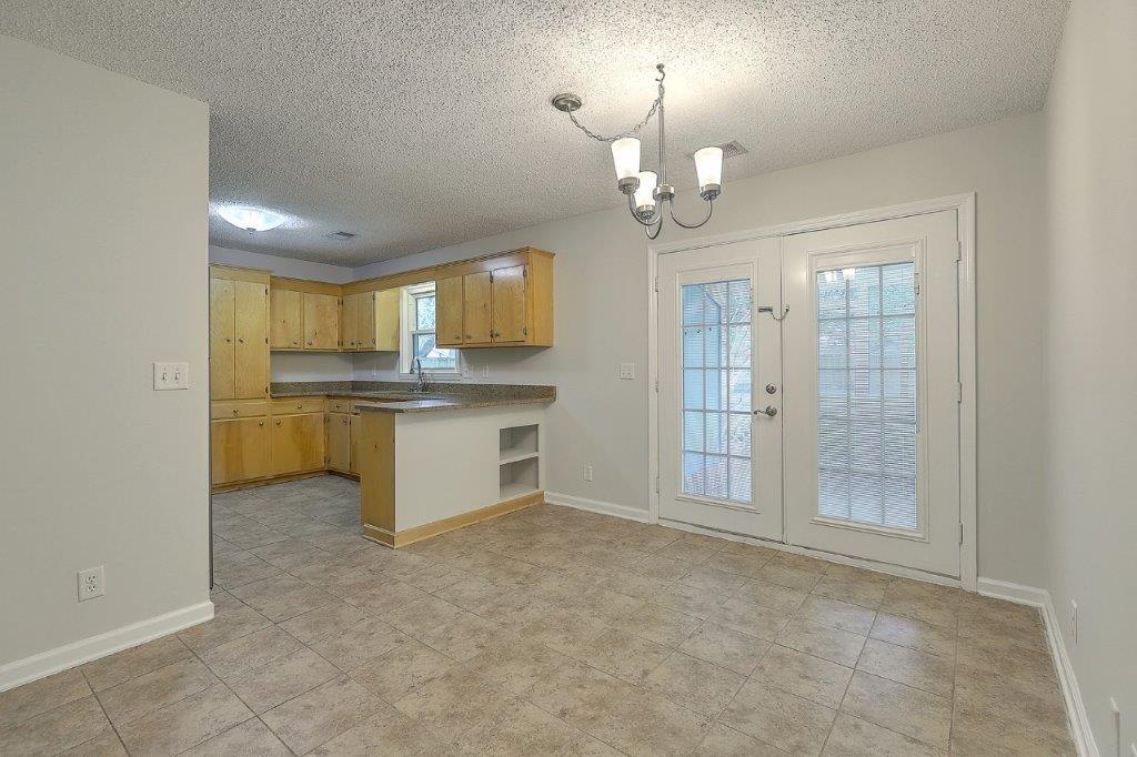 1168 Wyndham Road Charleston, SC 29412 - Photo 8 of 30 5