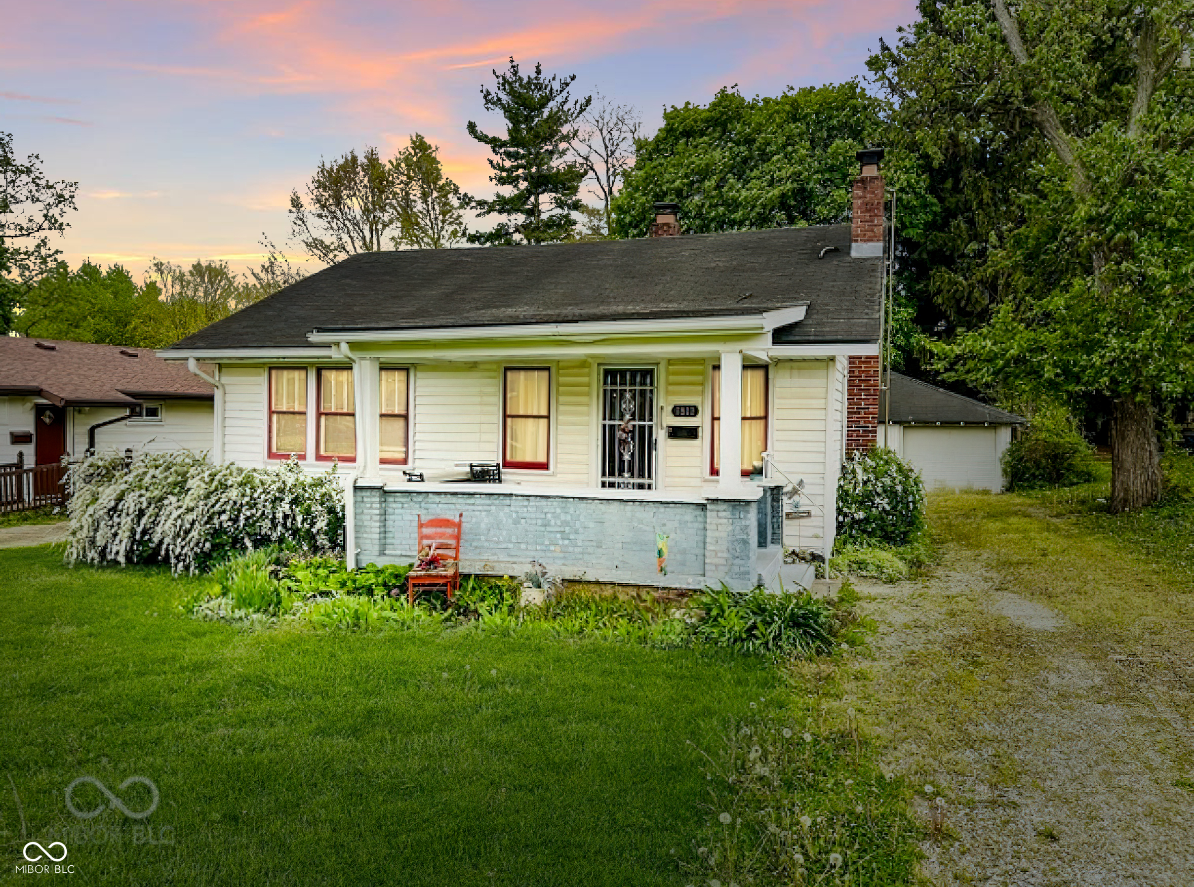 1811 East 10th Street Anderson, IN 46012 - Photo 1 of 23