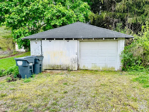 $124,900 | 1811 East 10th Street, Anderson, IN 46012