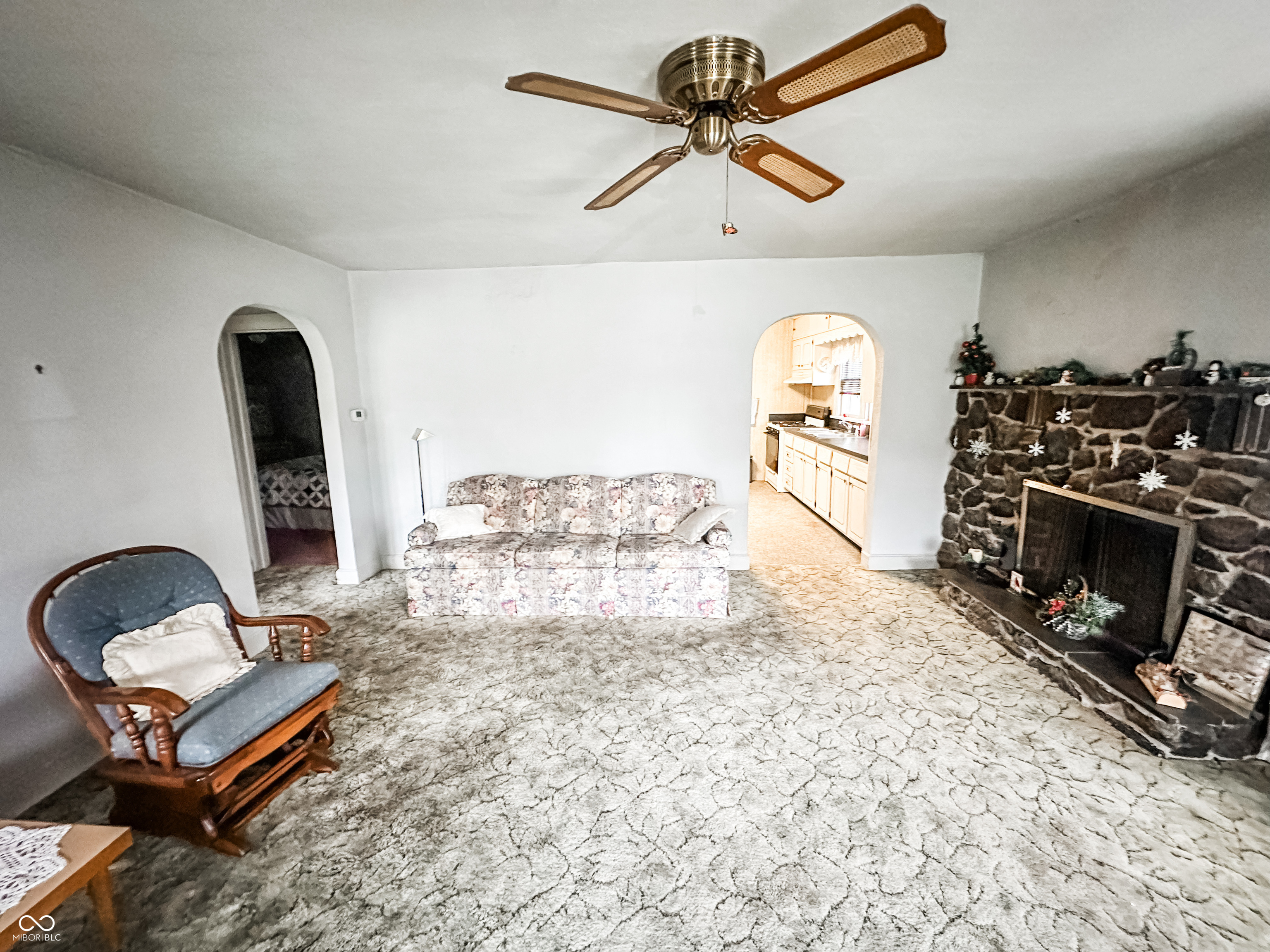 1811 East 10th Street Anderson, IN 46012 - Photo 4 of 23