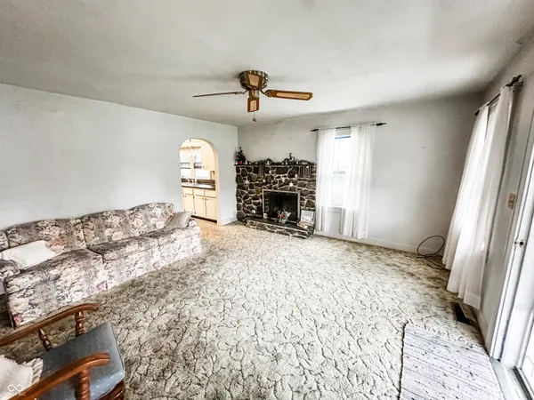 $124,900 | 1811 East 10th Street, Anderson, IN 46012