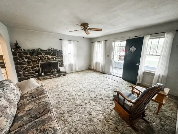 $124,900 | 1811 East 10th Street, Anderson, IN 46012