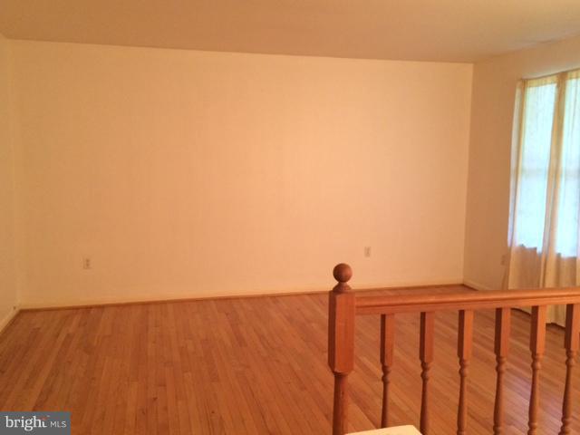 8317 Manor View Road Lusby, MD 20657 - Photo 3 of 16 Living Room