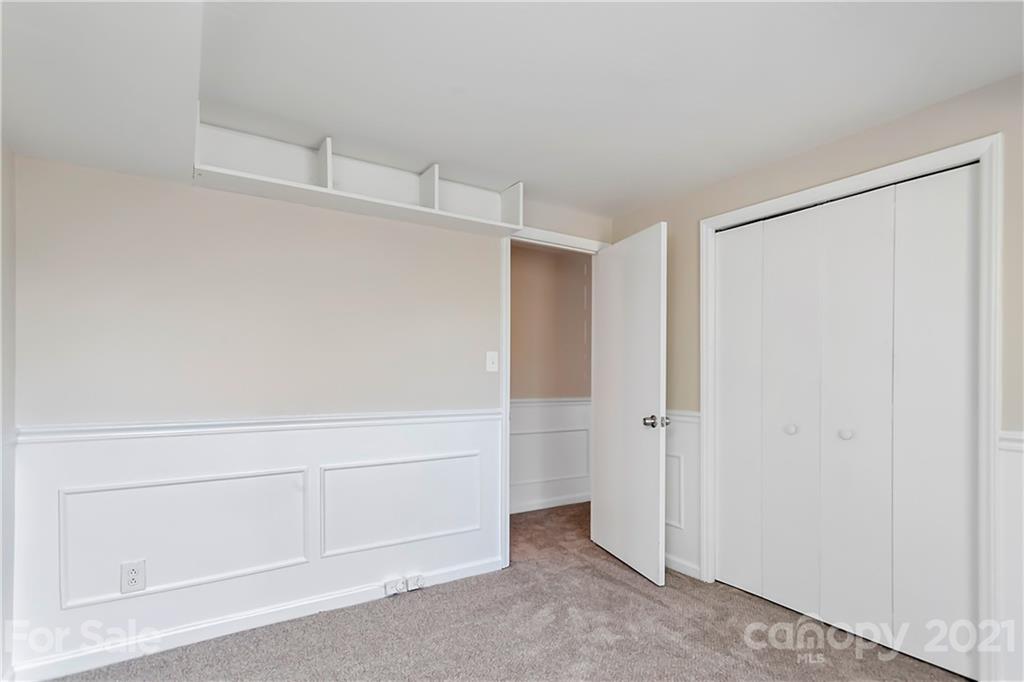 9405 Old Concord Road, Unit J Charlotte, NC 28213 - Photo 9 of 15 a view of an empty room