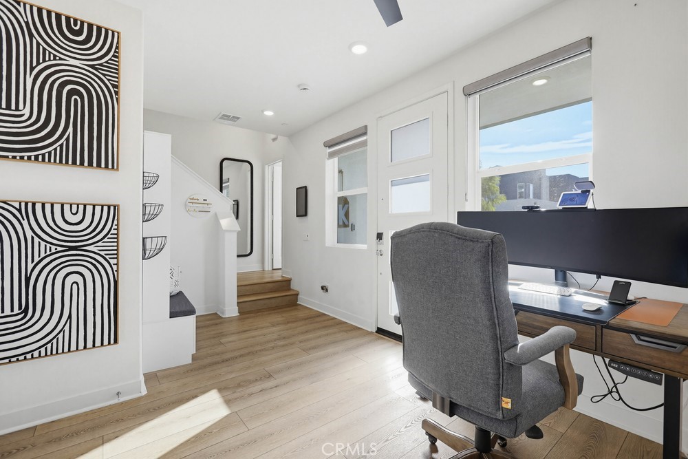 104 Restore Irvine, CA 92618 - Photo 5 of 29