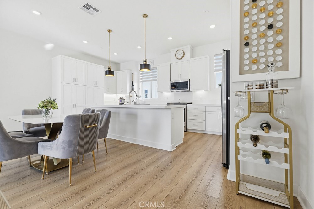 104 Restore Irvine, CA 92618 - Photo 8 of 29