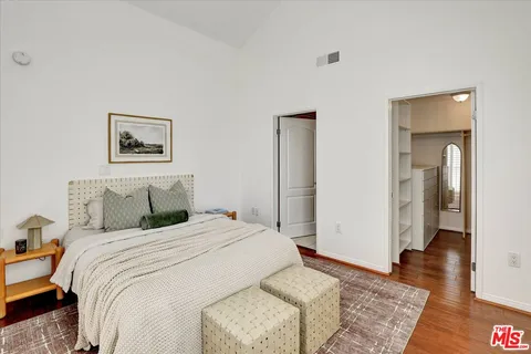 $999,000 | 7301 West Manchester Avenue, Unit 117, Los Angeles, CA 90045