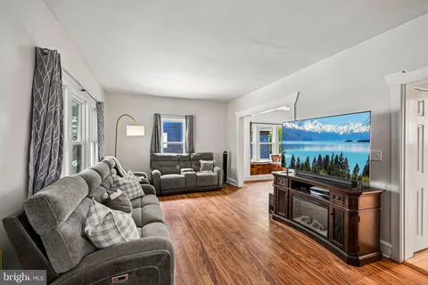 $449,900 | 5 Ogden Avenue, Collingswood, NJ 08108