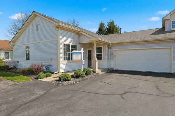 $320,000 | 13412 Michigan Avenue, Huntley, IL 60142