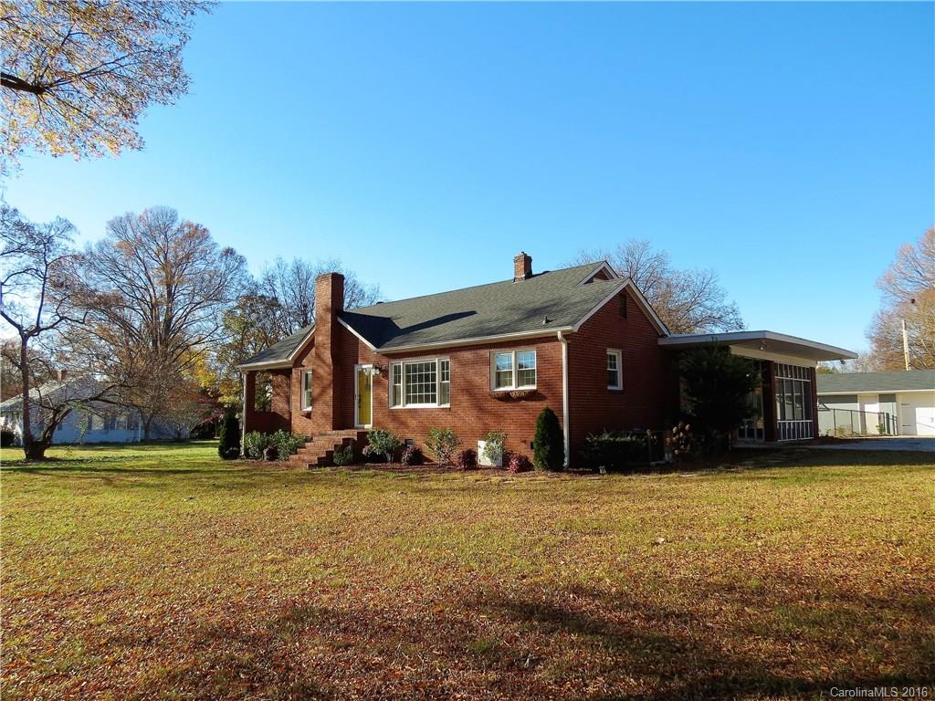 200 Mt Holly-Huntersville Road Huntersville, NC 28078 - Photo 1 of 24
