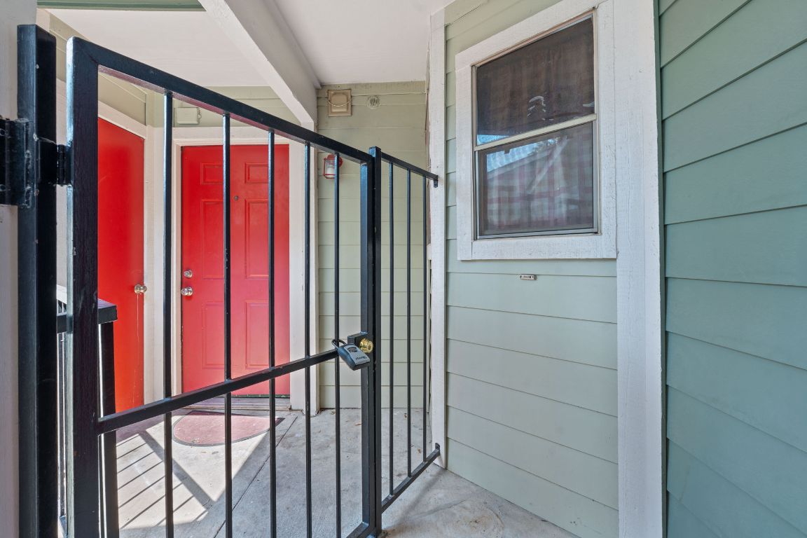 2104 Cullen Avenue, Unit 4224 Austin, TX 78757 - Photo 7 of 24