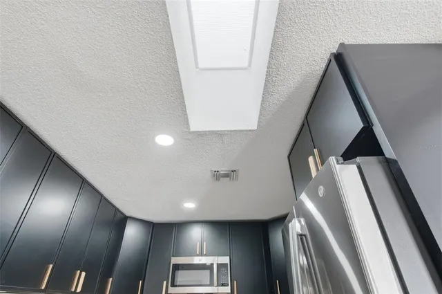 $624,000 | 2452 Baywood Drive East, Dunedin, FL 34698