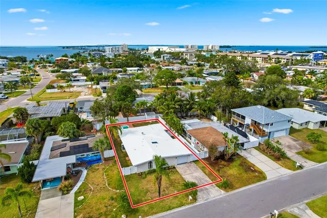 $624,000 | 2452 Baywood Drive East, Dunedin, FL 34698