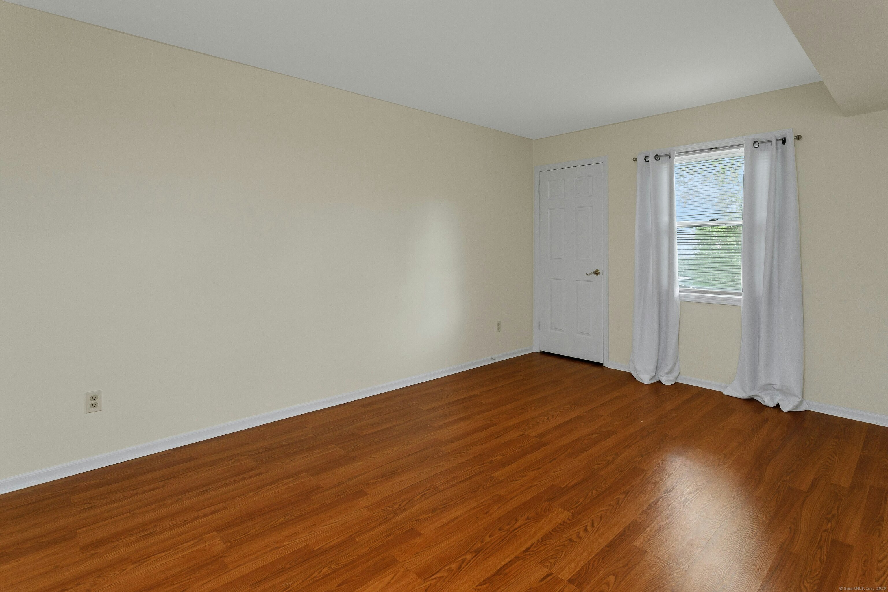 351 Pemberwick Road, Unit 111 Greenwich, CT 06831 - Photo 16 of 22