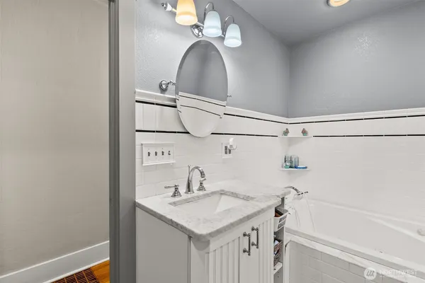 $640,000 | 505 South 8th Street, Shelton, WA 98584