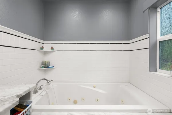 $640,000 | 505 South 8th Street, Shelton, WA 98584