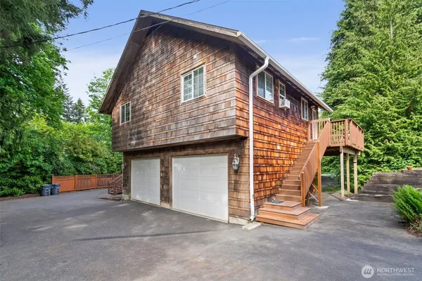 $640,000 | 505 South 8th Street, Shelton, WA 98584