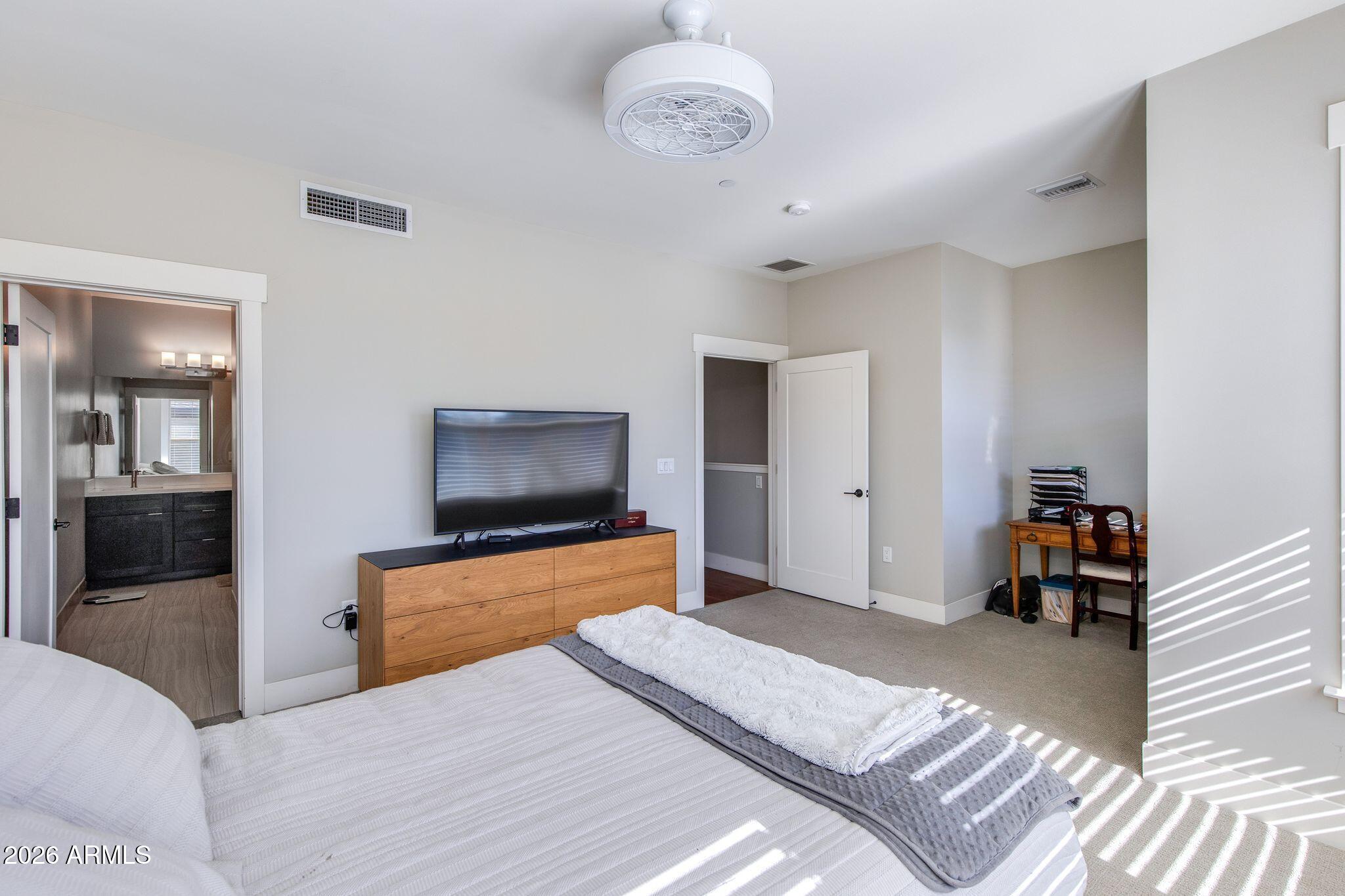 1400 East Bethany Home Road, Unit 14 Phoenix, AZ 85014 - Photo 9 of 23 23-Bethany