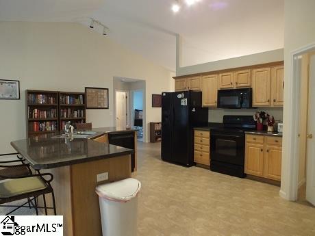 5 Dakota Road Greenville, SC 29617 - Photo 8 of 36 Gallery Image 8