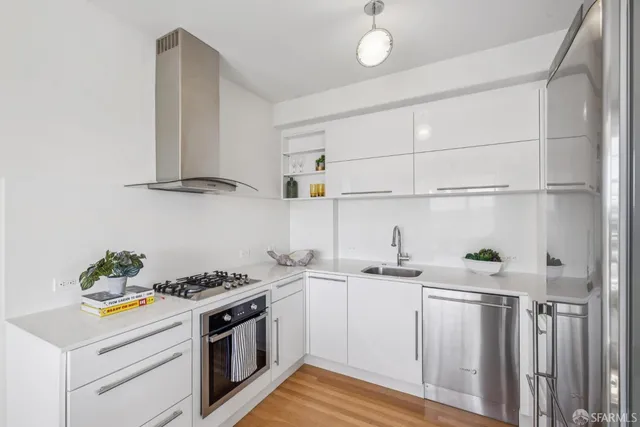 $1,399,000 | 1450 Greenwich Street, Unit 504, San Francisco, CA 94109