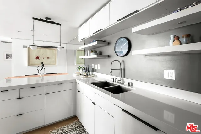 $949,000 | 1400 North Sweetzer Avenue, Unit 106, West Hollywood, CA 90069