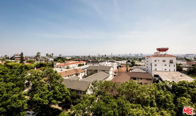 $949,000 | 1400 North Sweetzer Avenue, Unit 106, West Hollywood, CA 90069