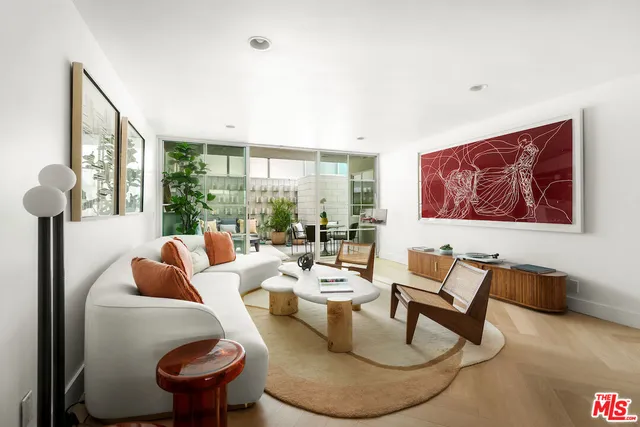 $949,000 | 1400 North Sweetzer Avenue, Unit 106, West Hollywood, CA 90069
