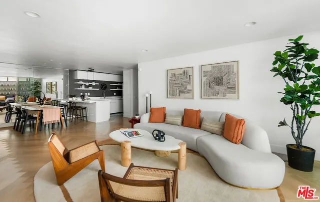 $949,000 | 1400 North Sweetzer Avenue, Unit 106, West Hollywood, CA 90069