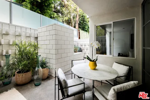 $949,000 | 1400 North Sweetzer Avenue, Unit 106, West Hollywood, CA 90069