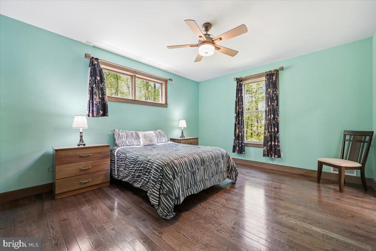 115 Ridgewood Lane Hawley, PA 18428 - Photo 40 of 105