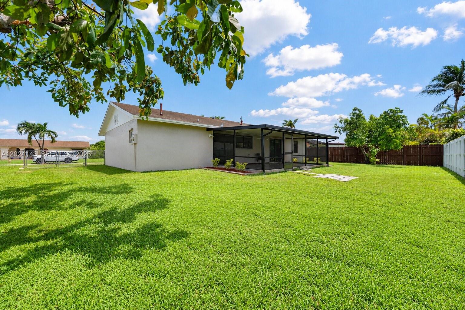 13360 Southwest 46th Street Miami, FL 33175 - Photo 33 of 39