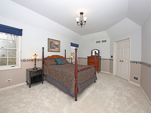 26W103 Jewell Road Wheaton, IL 60187 - Photo 12 of 19