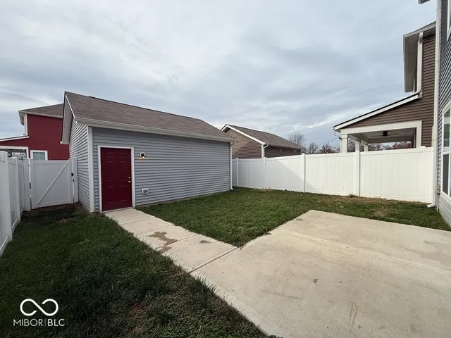 $2,100 | 326 North Warman Avenue, Indianapolis, IN 46222