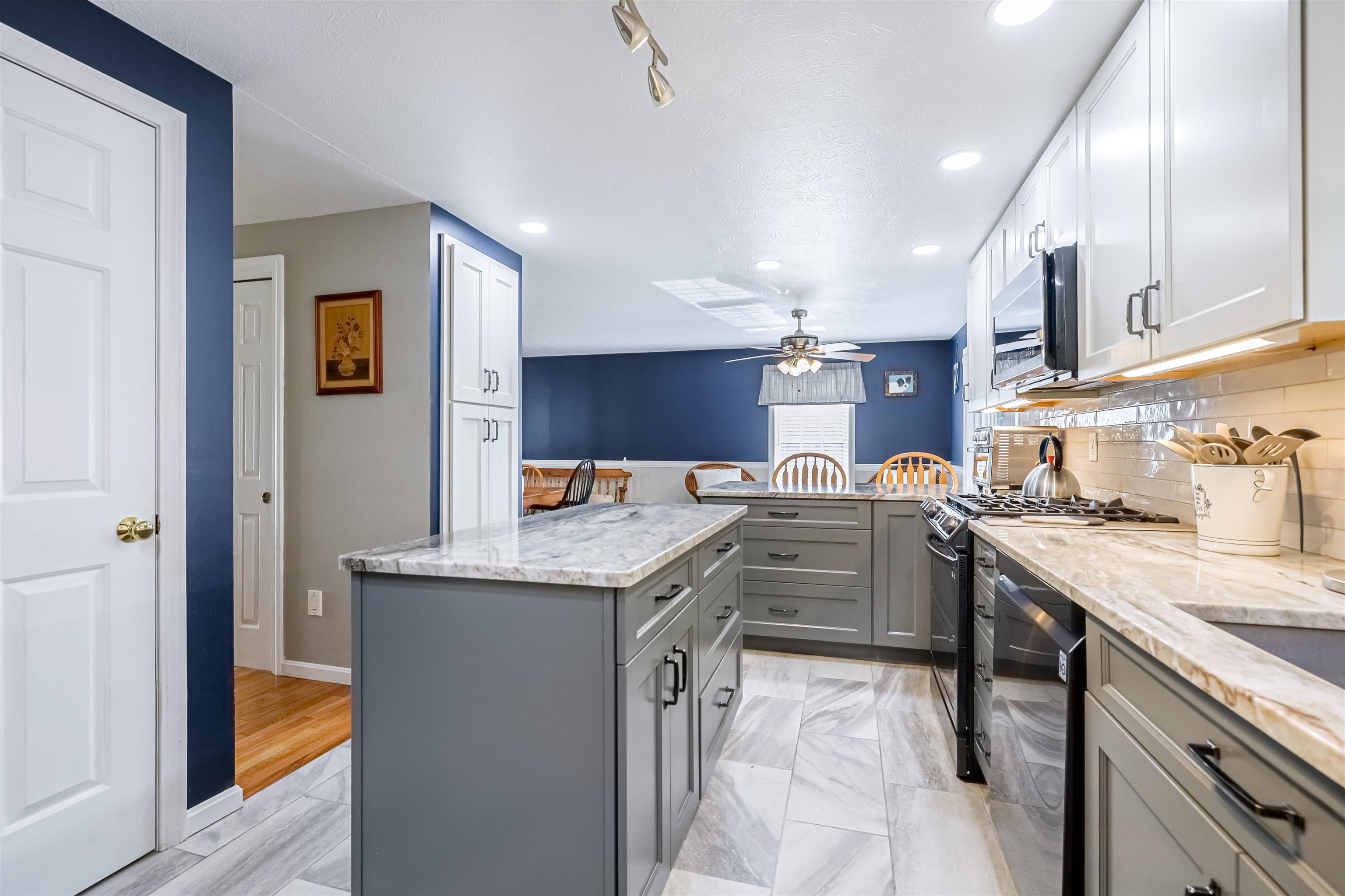 31 Merrill Road Goffstown, NH 03045 - Photo 19 of 59